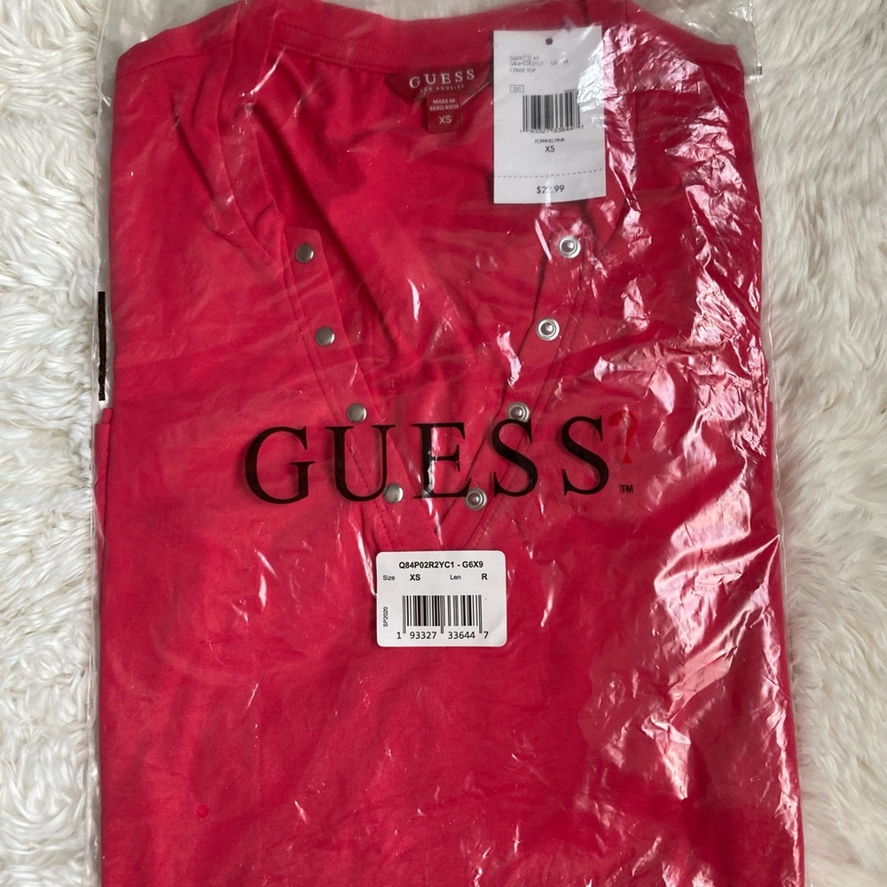 BRAND NEW GUESS CERISE STUDDED SPLIT NECK TOP XS PINK